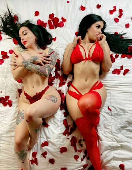 jeyms modèle pornographique archive