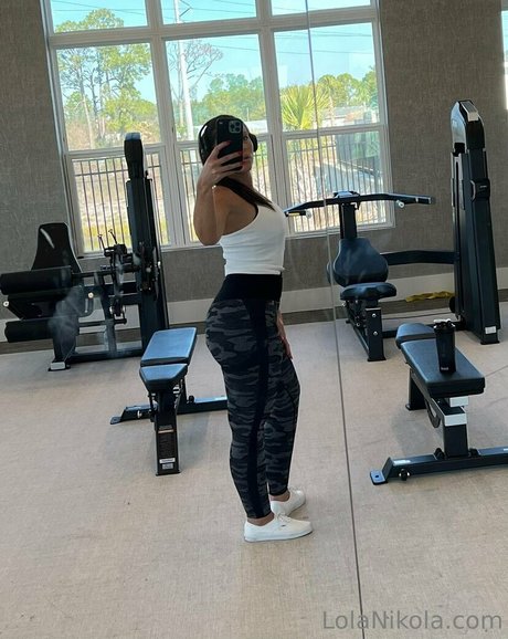 ébène aux gros seins onlyfans haute définition adulte galeries