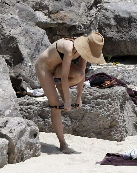 Charlotte Gainsbourg nus de stars du porno img