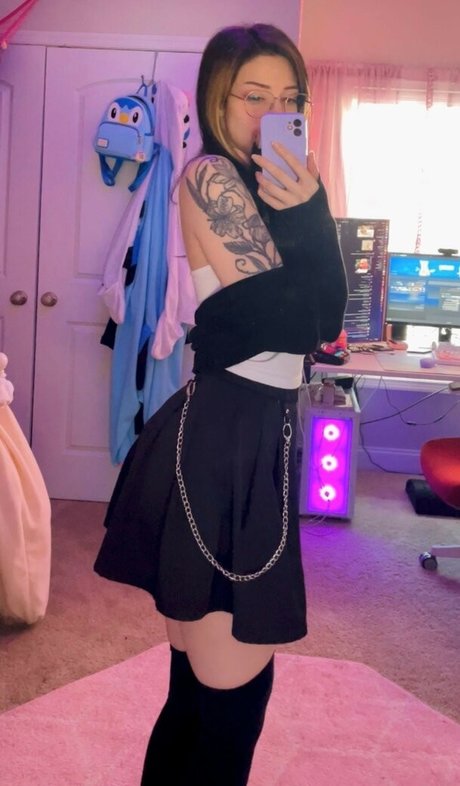 PistolNSFW star du porno chaude photos