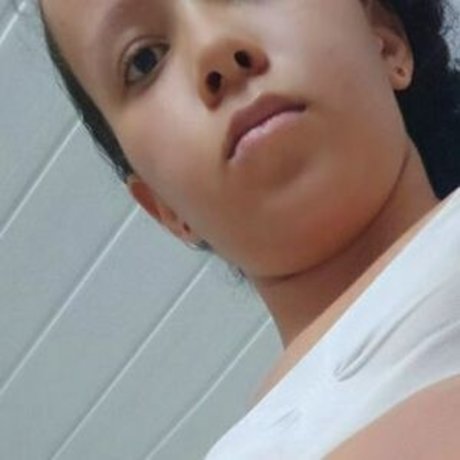 infirmière brune onlyfans joli archive