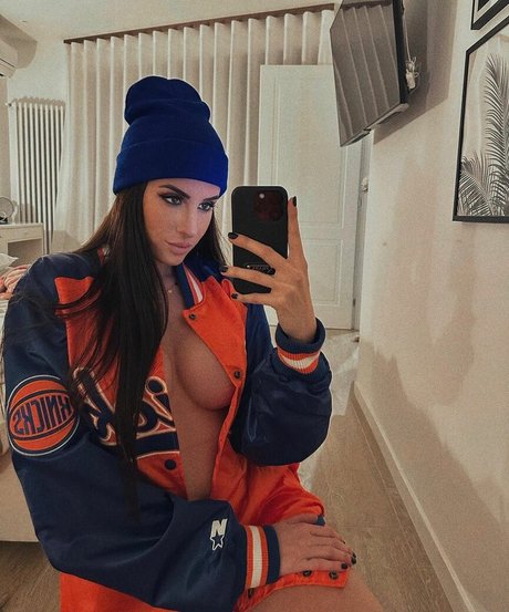 Valentina Vignali modèle de sexe images