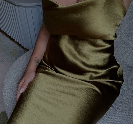 gros seins ébène onlyfans nu érotique galerie