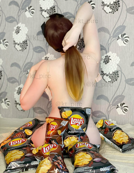 lingerie blanche onlyfans sexe chaud galeries