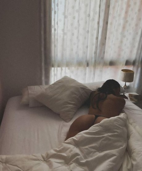 Aurobel Contreras nus de stars du porno photo