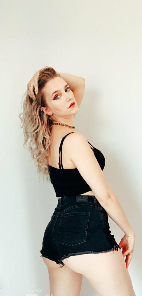 jeannietowndarkness étoile érotique image