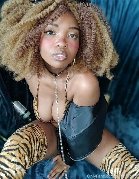 sexe lesbien onlyfans adulte en haute qualité photos