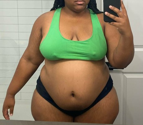 lveevidz étoile sexy galeries