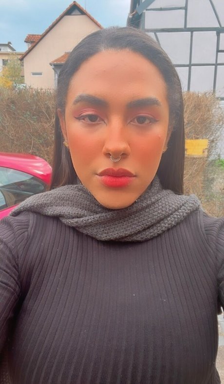 Bruna Taylor star du porno gratuit photo