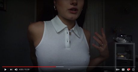 Esther Perepechkin modèle exclusif image