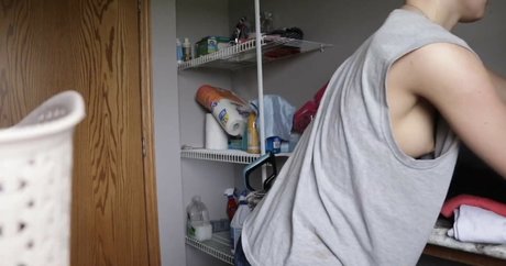 Esther Perepechkin beau modèle galeries