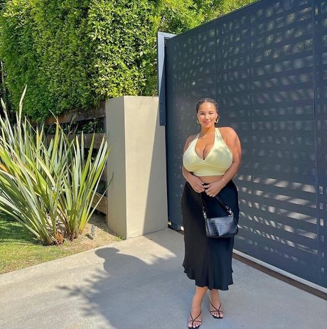 maman fils onlyfans belle qualité photos