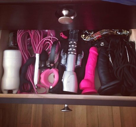 cosmicspaceslut beau modèle photos