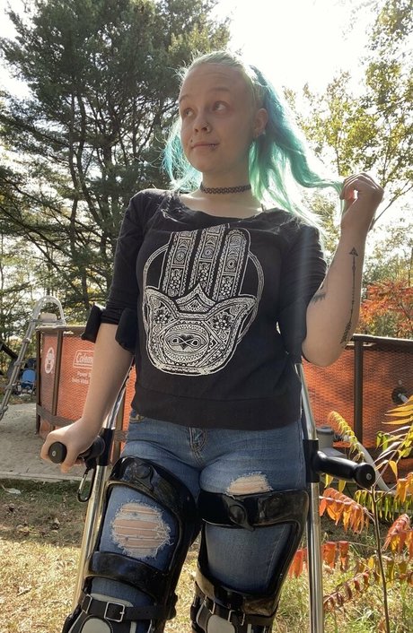 lustycyborg modèle joli img