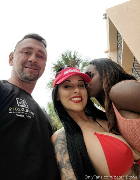 swinger couple nus étoiles img