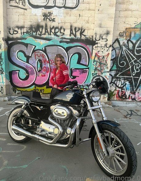 urfavbadmom2 0 modèle parfait collection