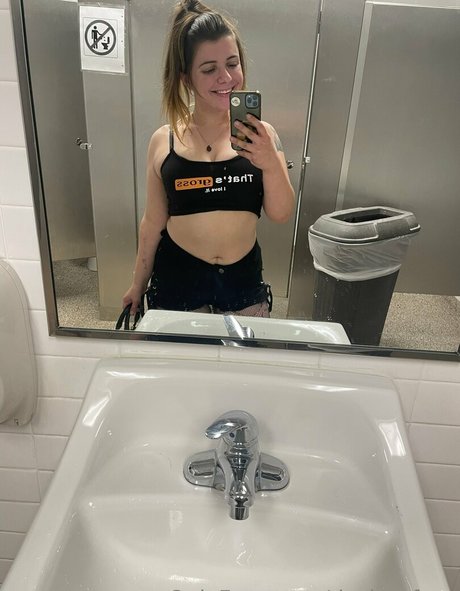 desiraefoxx étoile de l'art image