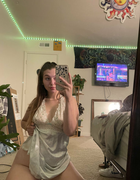 maggierayelle modèle de haute qualité galeries