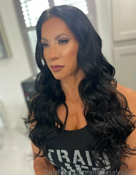 visage blond uniquementfans beau porno archive