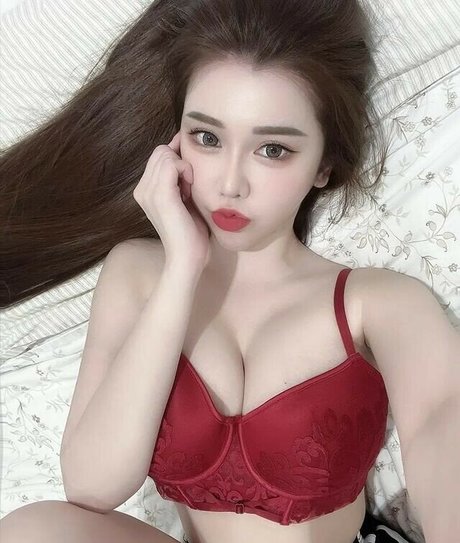 éjacule sur la langue onlyfans art sexy images