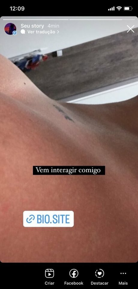 Pellenz modèle xxx des photos