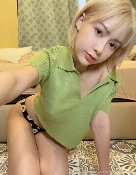 yoga asiatique uniquement pour les fans belle gratuite photos