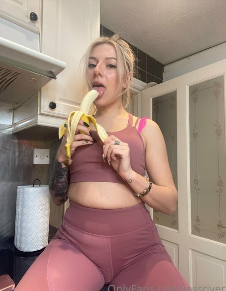 jessica river étoile parfaite galeries