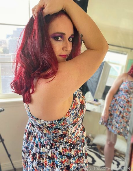 giclée mature uniquementfans belle exclusivité photos