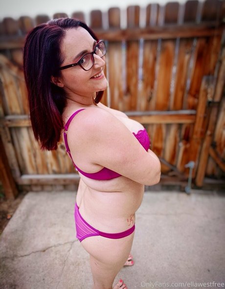 pom-pom girl nue onlyfans beaux nus images