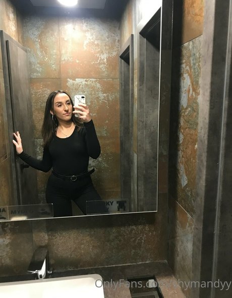 sweetmandyyy actrice hd images