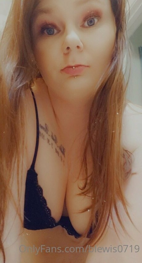 blewis0719 haut modèle collection