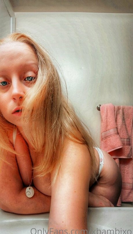 xbambixo actrice exclusive image