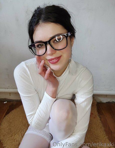 erikaxki modèle joli images