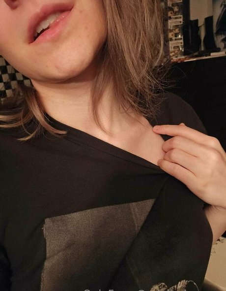 adalindgrayfree actrice de sexe image