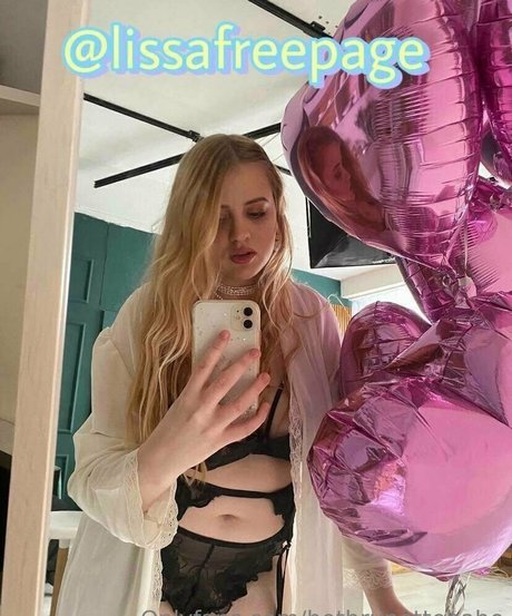 petite ébène onlyfans exclusif archive