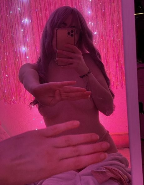 Mrs Bonniie star du porno sympa galerie