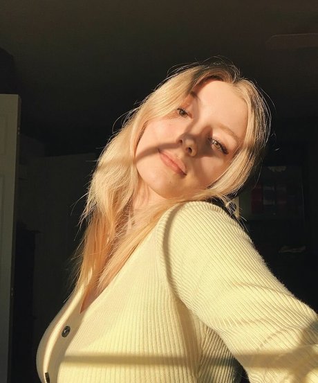 énorme gode onlyfans érotique parfait photo