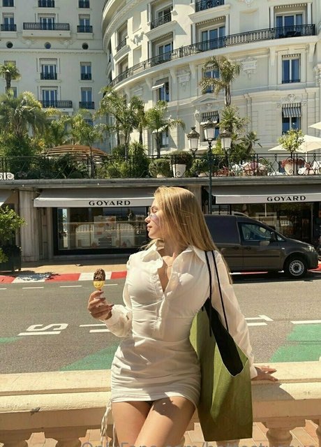 femme seulementfans haute qualité parfait img