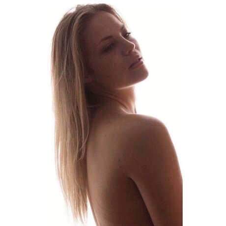 Ela Rivers actrice de grande qualité images