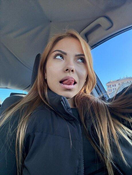 Claudia Fitness star du porno hd archive