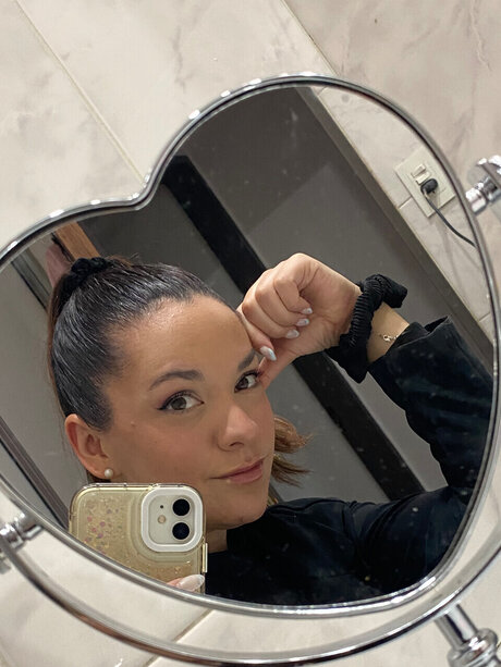 CabinCrew V_ actrice des photos