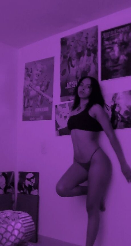 JojoLuv23 star du porno nue galerie