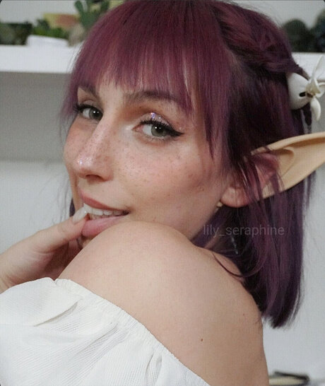 Lily Seraphine star du porno adulte photos