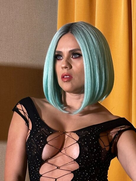 Bruna belle actrice galeries