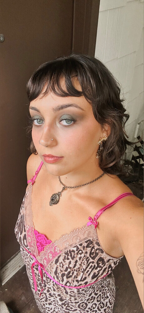 femmes au foyer uniquementfans porno de haute qualité image