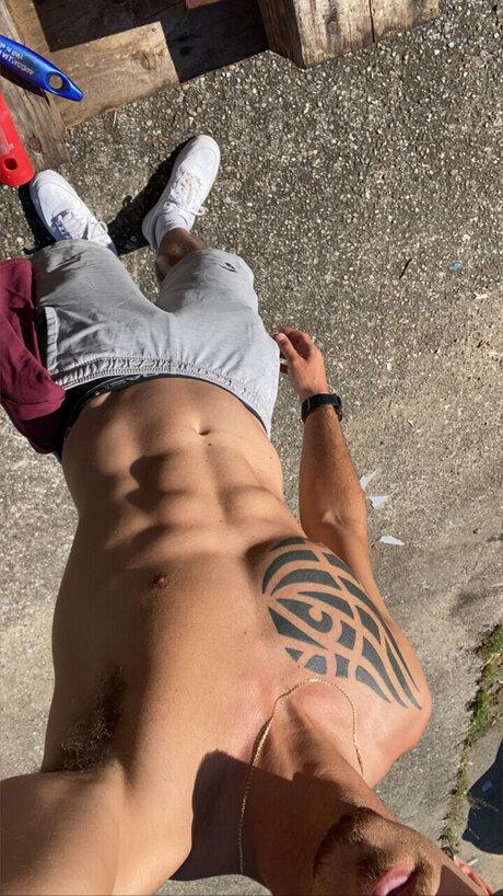 Vida 23 actrice exclusive des photos