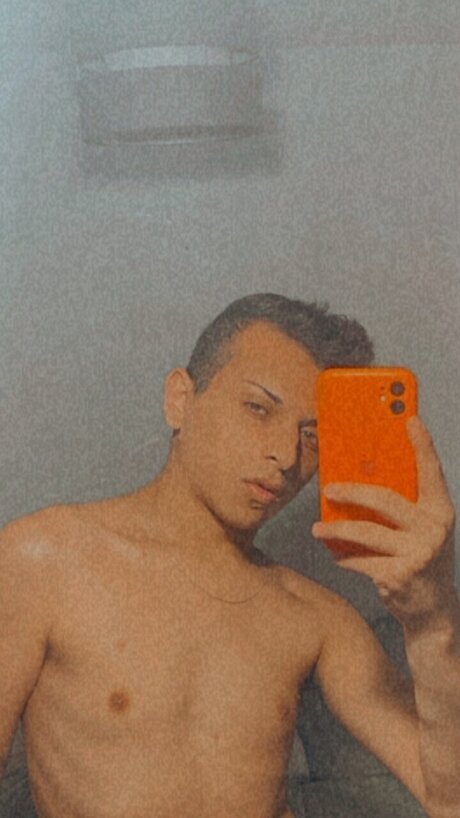 Nicolas Oliva star du porno nue img