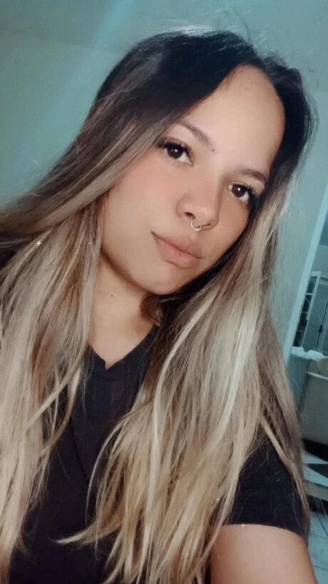 Shirley modèle hd image