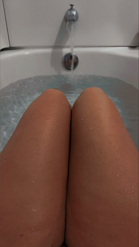 Justmel22 étoile nue img