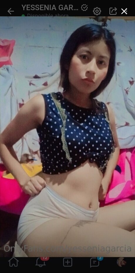 YESSENIA GARCIA art modèle images